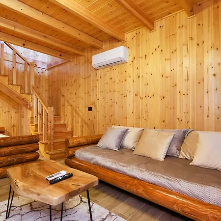 Sinja Park Villa *